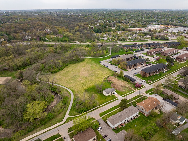 485 S 19th St, West Des Moines, IA à vendre - Photo du bâtiment - Image 3 de 17