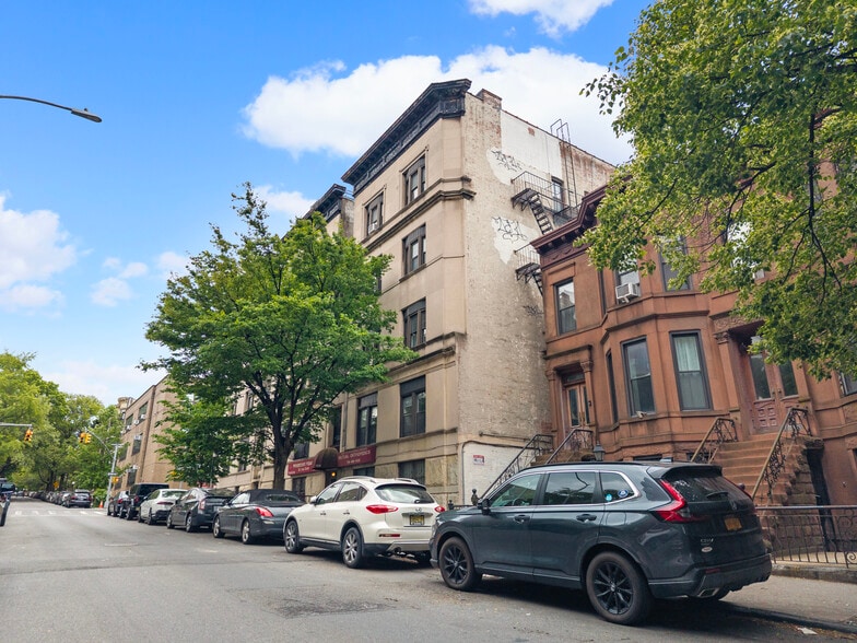 702-704 Eighth Ave, Brooklyn, NY for sale - Building Photo - Image 3 of 15