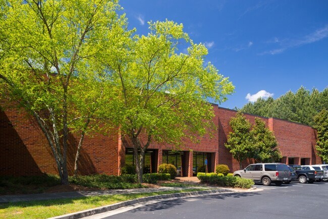 More details for 1380 Beverage Dr, Stone Mountain, GA - Industrial for Lease
