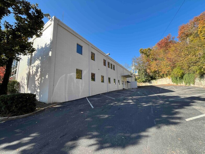1900 20th Ave S, Birmingham, AL à vendre - Photo du bâtiment - Image 3 de 10