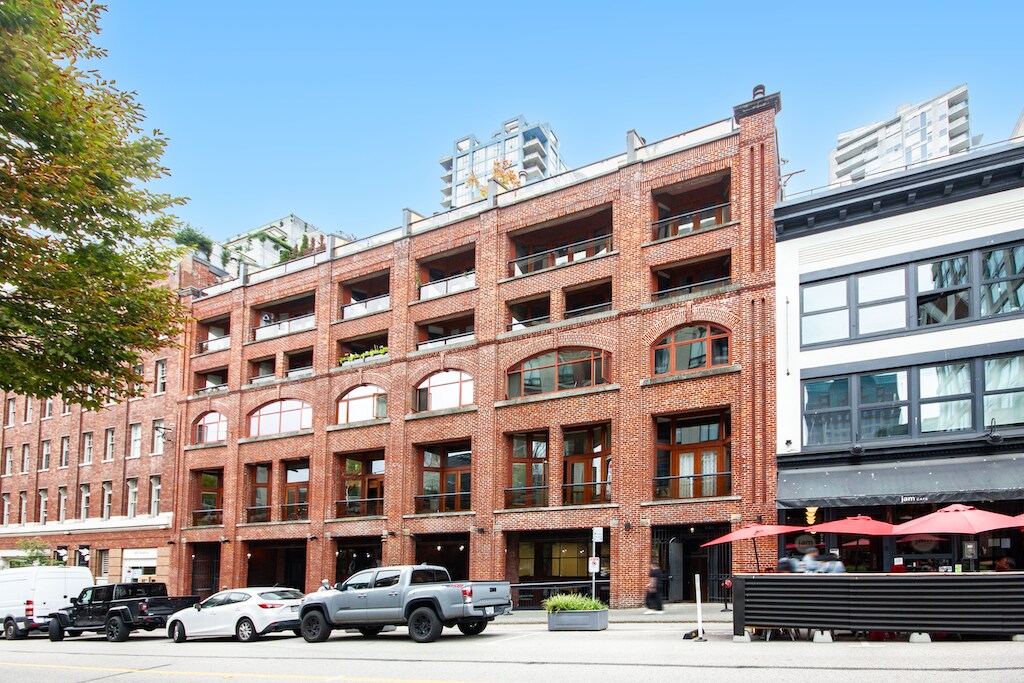 548-554 Beatty St, Vancouver, BC à louer Photo du bâtiment- Image 1 de 8