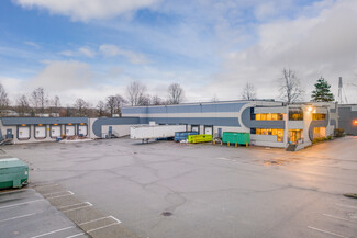 More details for 69-71 Glacier St, Coquitlam, BC - Industrial for Lease