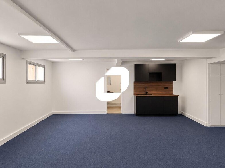 11 Rue Lacaze, Paris à louer - Photo du bâtiment - Image 3 de 12