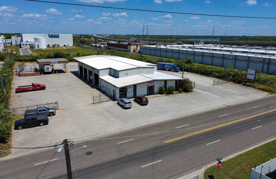 1201 N 34th St, Tampa, FL for lease - Building Photo - Image 3 of 8