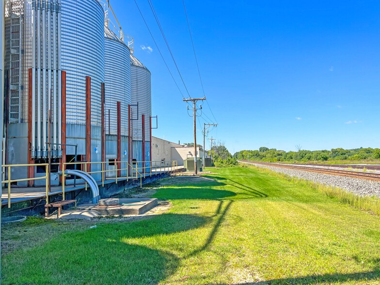 501 Williams St, Tomah, WI à vendre - Photo du bâtiment - Image 3 de 8