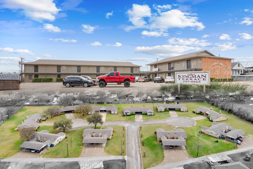 52 Multifamily Units in Waco Metroplex portefeuille de 3 propriétés à vendre sur LoopNet.ca - Photo du bâtiment - Image 3 de 74