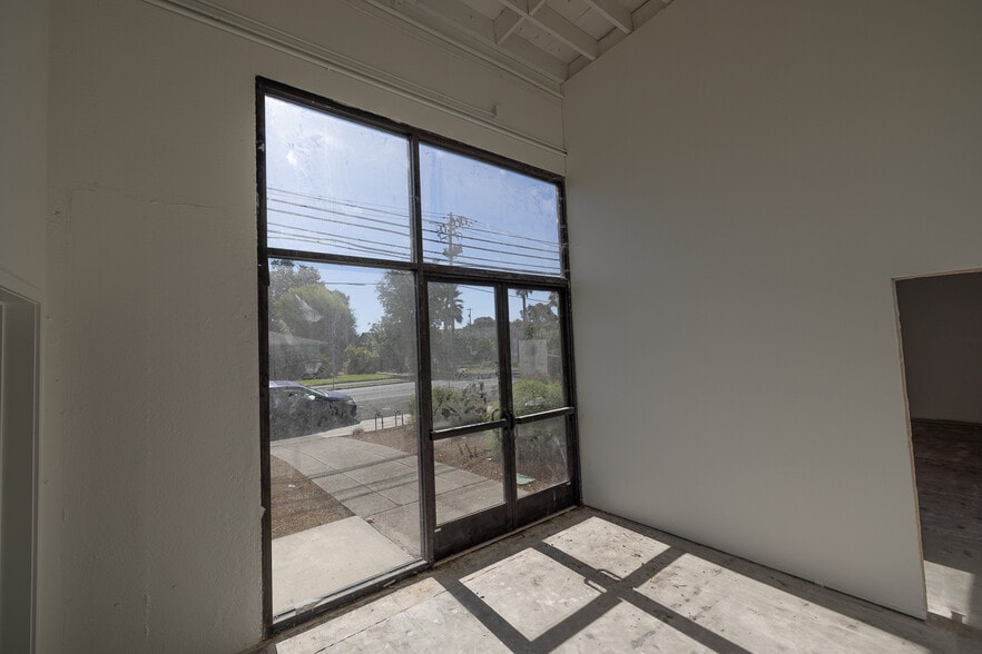 3075 Coffey Ln, Santa Rosa, CA for lease - Building Photo - Image 3 of 17