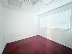 265-267 New Dorp Ln, Staten Island, NY for lease Interior Photo- Image 2 of 5