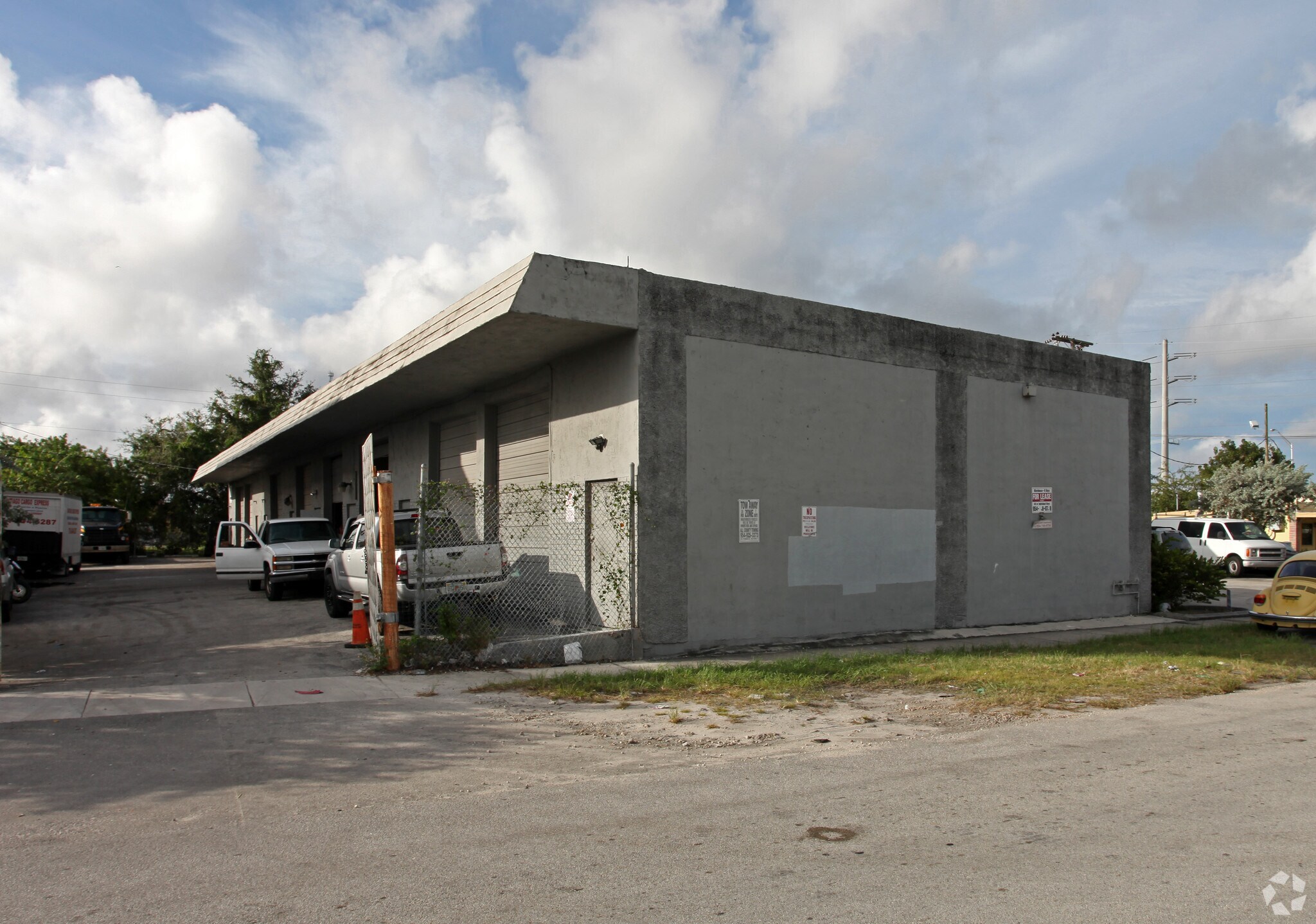 5916 SW 25th St, West Park, FL à louer Photo principale- Image 1 de 7