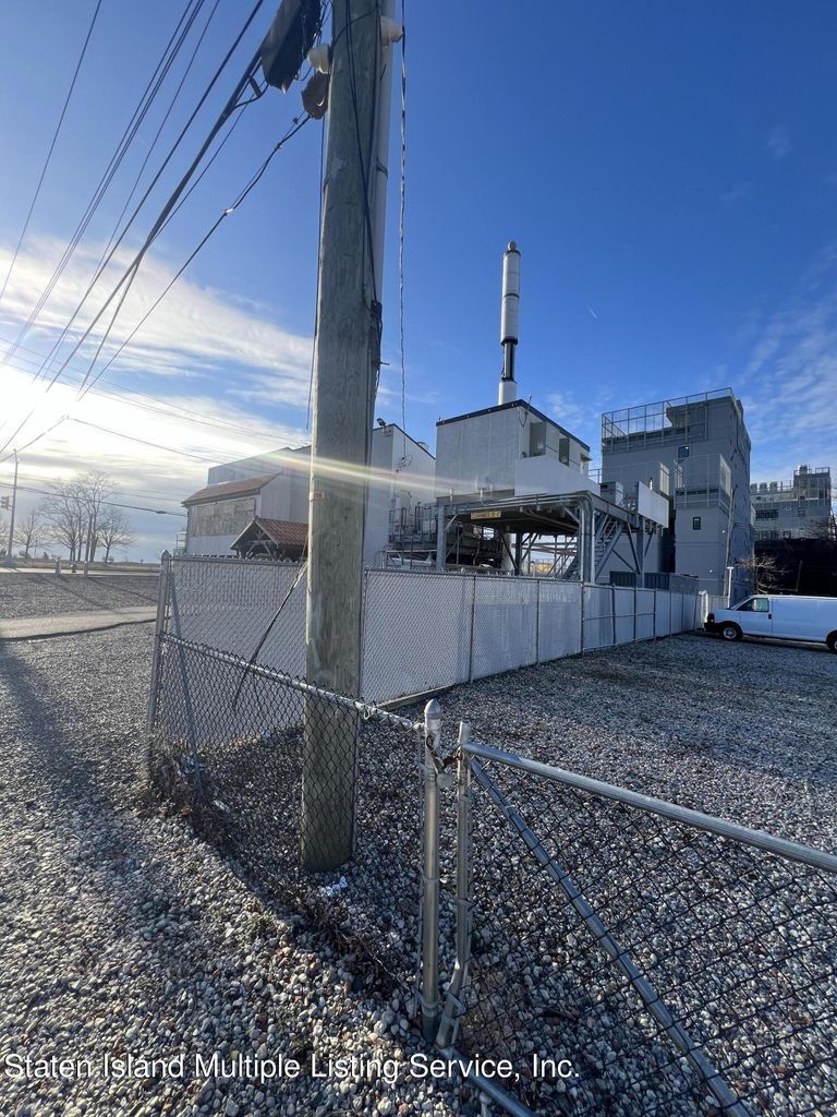 691 Seaver Ave, Staten Island, NY à vendre Photo principale- Image 1 de 6