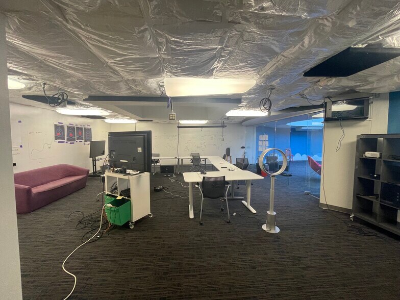 2741 Middlefield Rd, Palo Alto, CA à louer - Photo intérieure - Image 3 de 9