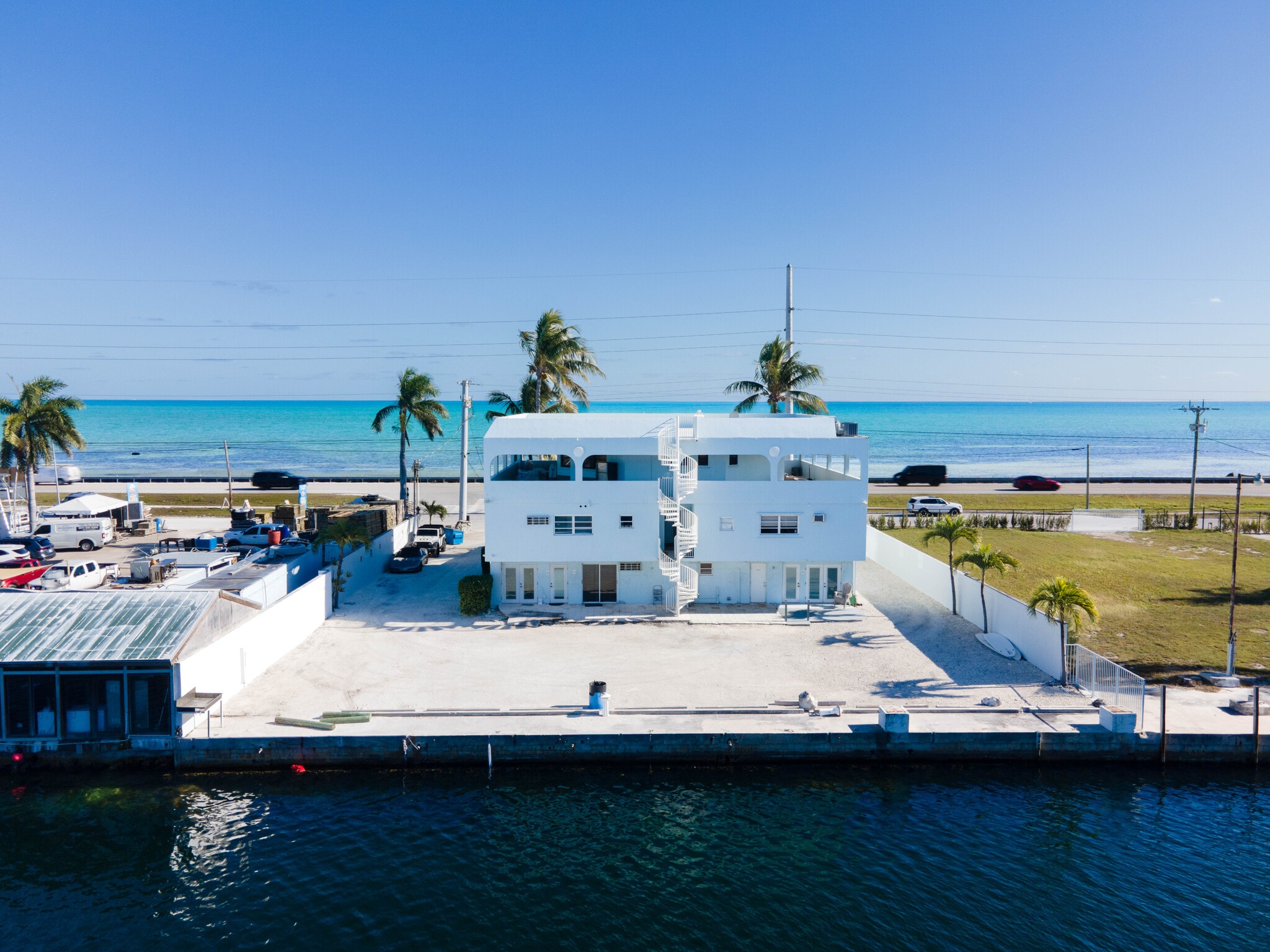 74560 Overseas Hwy, Islamorada, FL à vendre Photo principale- Image 1 de 39