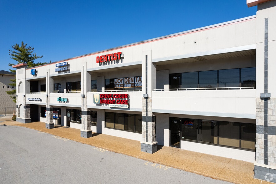13035 Olive Blvd, Creve Coeur, MO for lease - Building Photo - Image 3 of 6