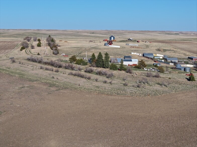 19819 Hope Rd, Union Center, SD à vendre - Photo du bâtiment - Image 3 de 11