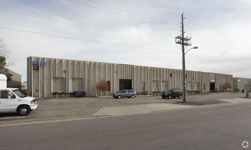 3800 Revere St, Denver, CO à louer - Photo du bâtiment - Image 3 de 10