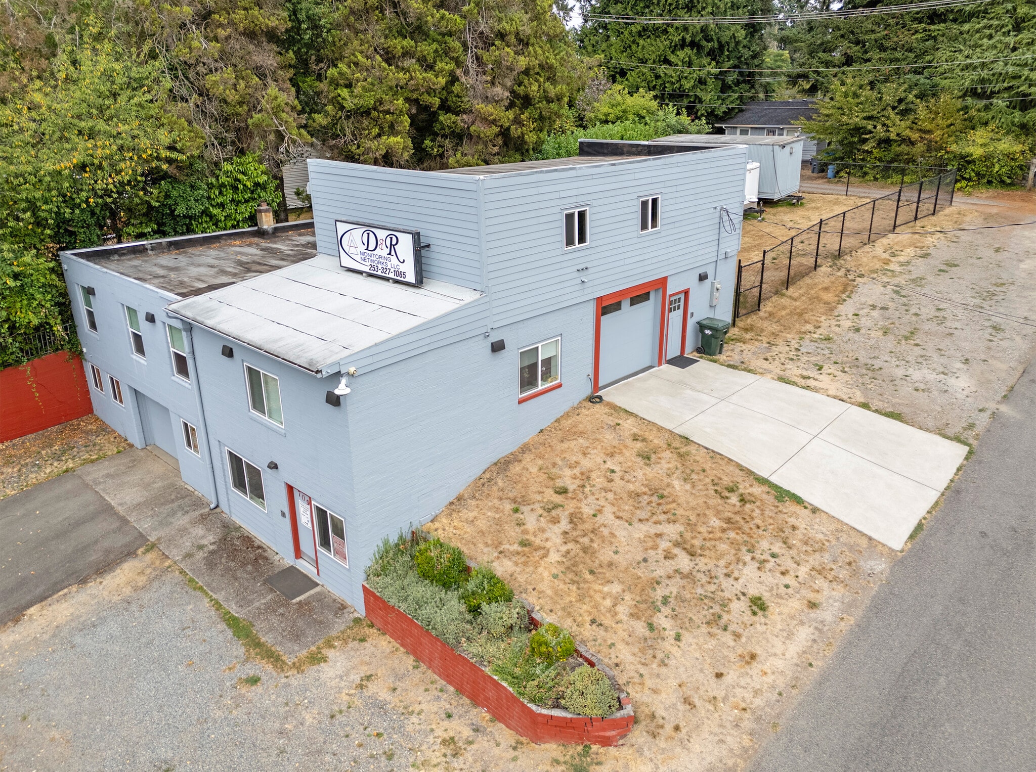 709 106th St S, Tacoma, WA à vendre Photo du bâtiment- Image 1 de 36