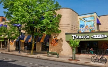 111 W Beaver Ave, State College, PA à louer Photo du bâtiment- Image 1 de 1