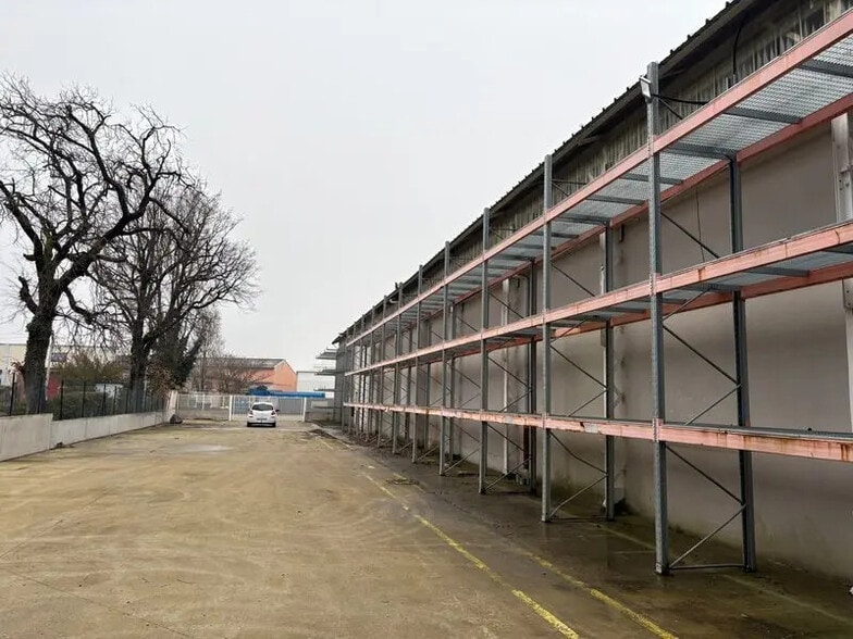 4 Rue D'Arsonval, Chassieu for lease - Building Photo - Image 3 of 6