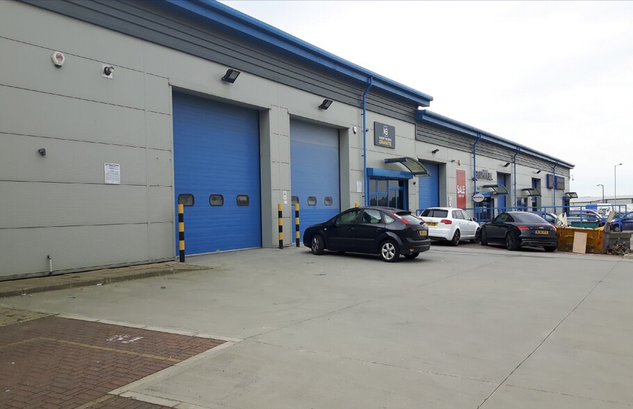 Sticker Ln, Bradford for lease - Building Photo - Image 3 of 4