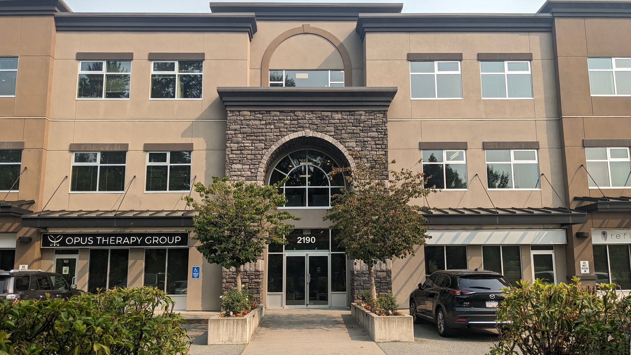 2190 W Railway St, Abbotsford, BC for lease Interior Photo- Image 1 of 4