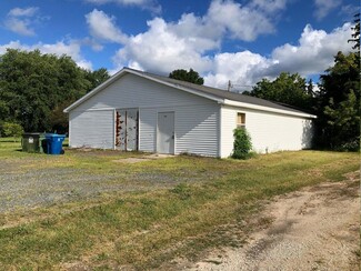 Plus de détails pour 114 W Green St, Scottville, MI - Spécialité à vendre