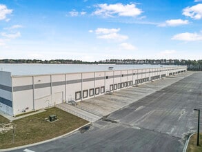 562 Omni Industrial Blvd, Summerville, SC for lease Building Photo- Image 2 of 17