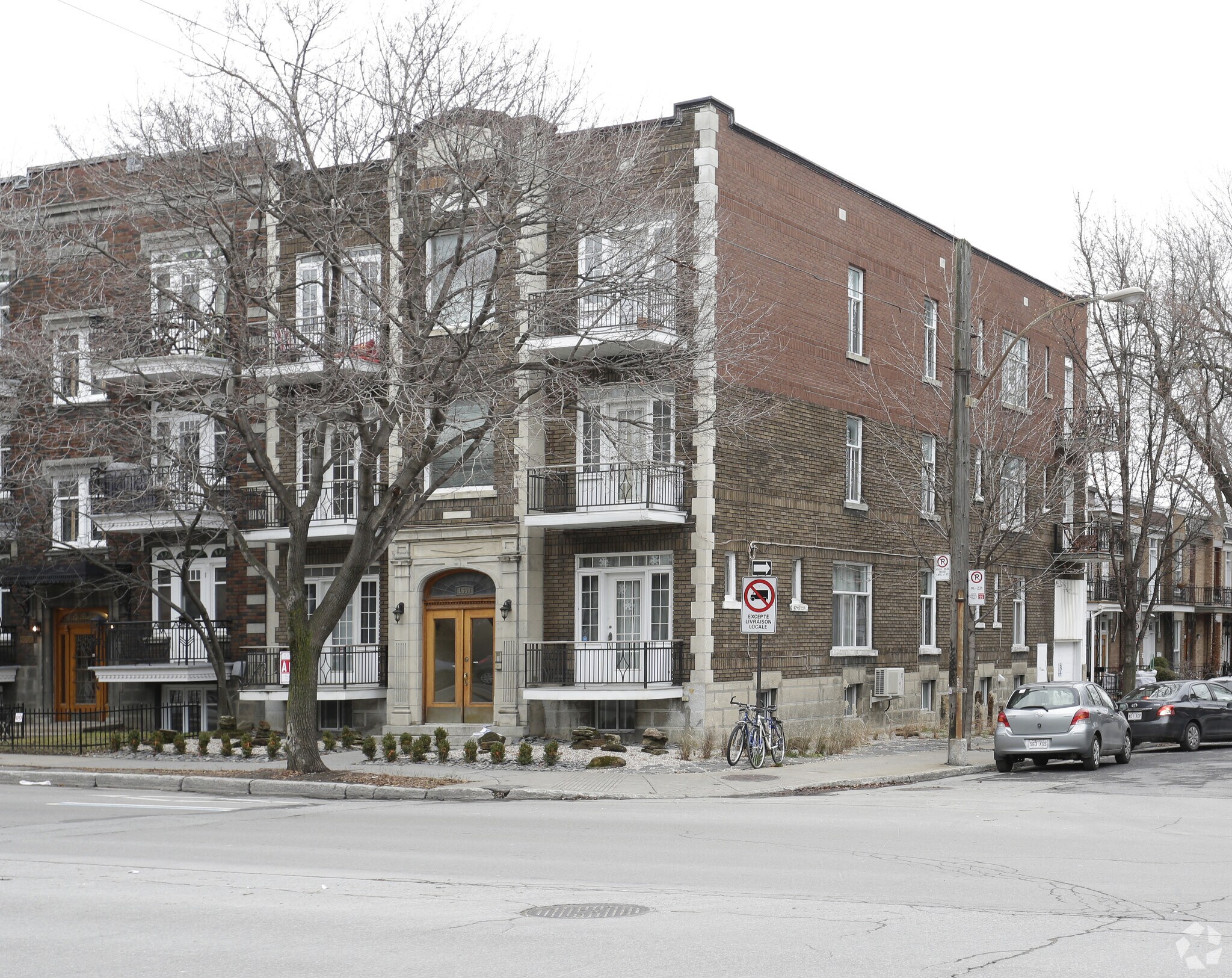 1650 Blvd St-joseph, Montréal, QC for sale Primary Photo- Image 1 of 3