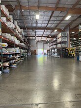 14160 SW 72nd Ave, Tigard, OR for lease Interior Photo- Image 2 of 4