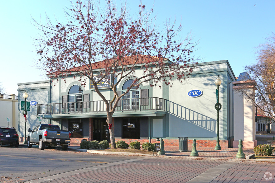 155 N K St, Tulare, CA for sale - Primary Photo - Image 1 of 1