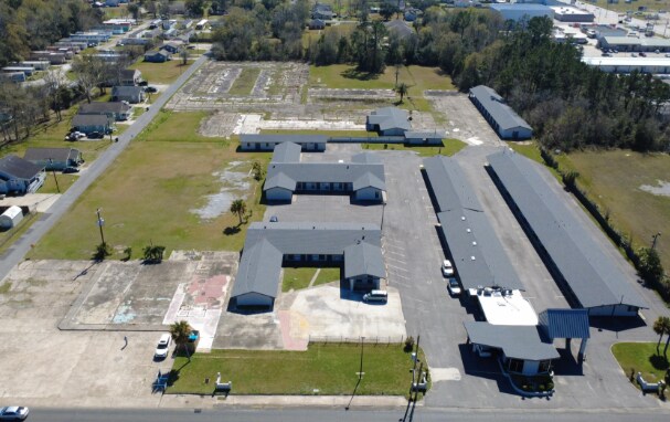 Plus de détails pour 2700 Broad St, Lake Charles, LA - Services hôteliers à vendre
