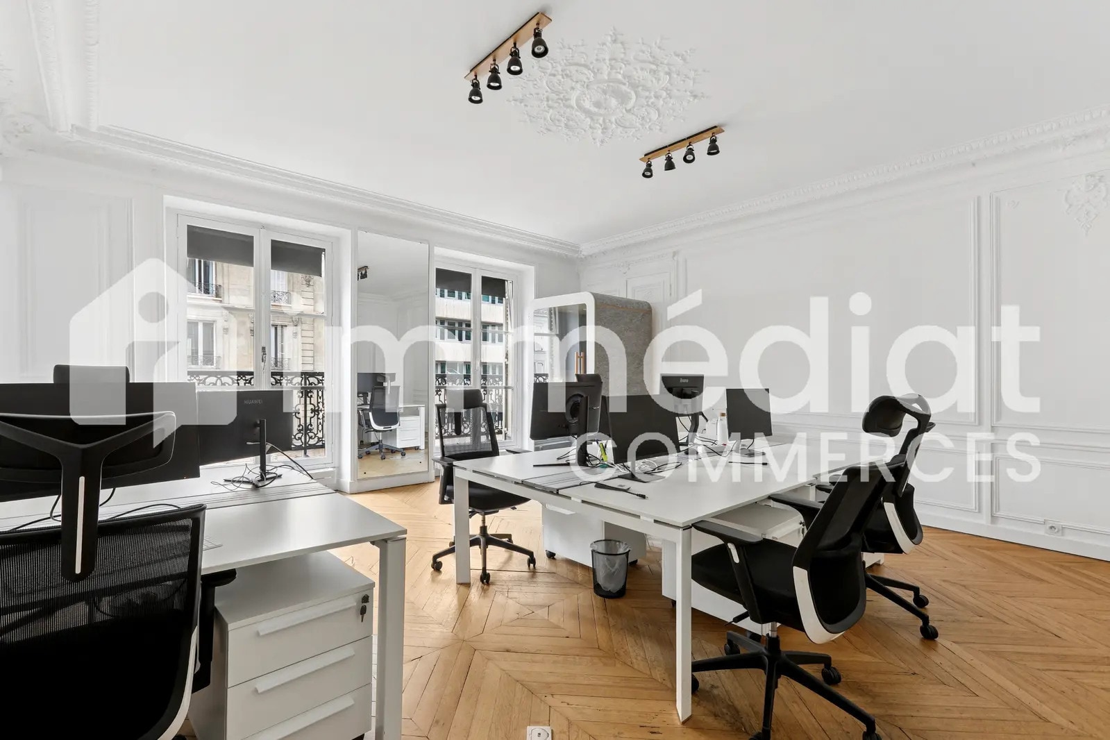 136 Rue Du Faubourg Saint-Honoré, Paris for lease Interior Photo- Image 1 of 11