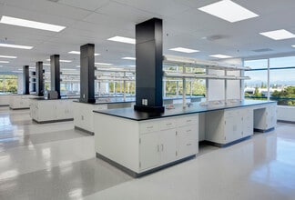 3545-3575 John Hopkins Ct, San Diego, CA for lease Interior Photo- Image 2 of 11