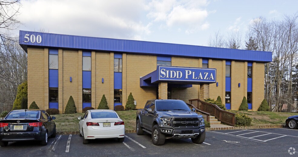 500 State Route 33 W, Millstone Township, NJ à louer - Photo principale - Image 1 de 7