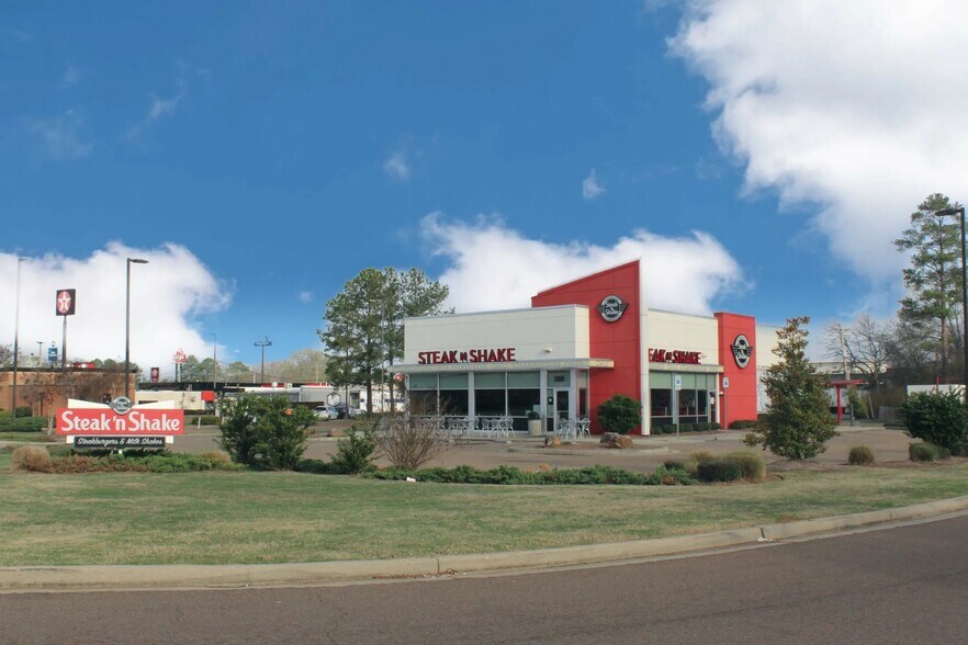 300 Riverwind Dr, Pearl, MS à louer - Photo principale - Image 1 de 19