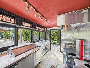 2509 N Miami Ave, Miami, FL for lease Interior Photo- Image 2 of 6