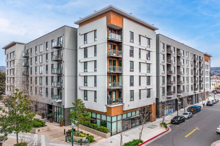 540 39th St, Oakland, CA à louer - Vidéo aérienne - Image 2 de 9