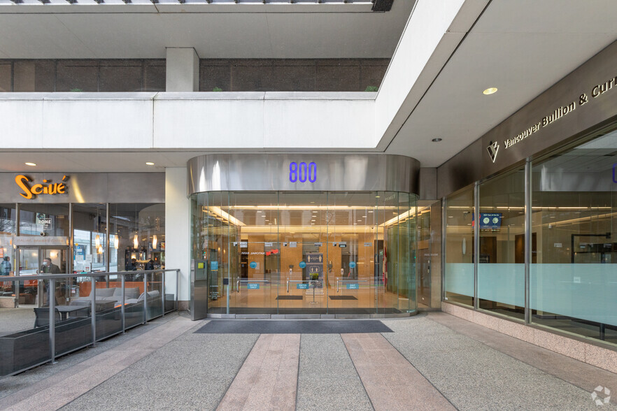 800 W Pender St, Vancouver, BC for lease - Building Photo - Image 3 of 4