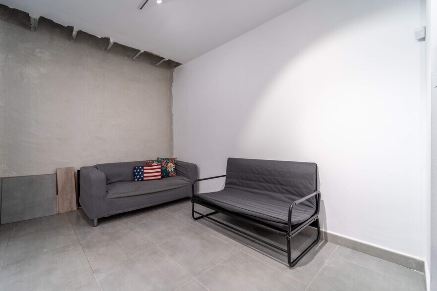 Retail in Marbella for sale - Building Photo - Image 1 of 18