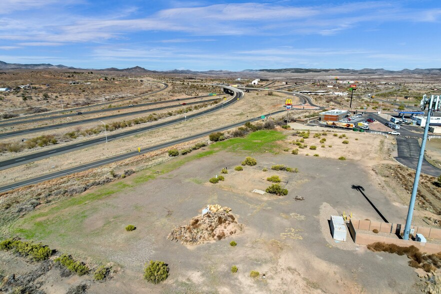 19600 E Stagecoach Trl, Mayer, AZ for sale - Building Photo - Image 3 of 4