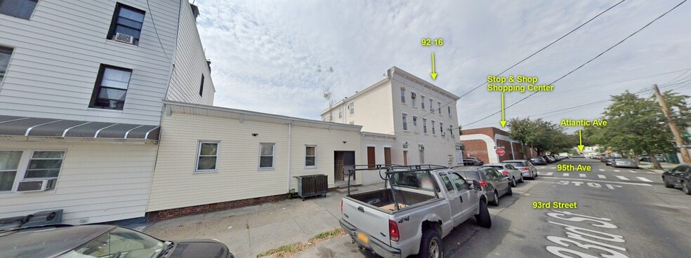 9216 95th Ave, Ozone Park, NY à vendre - Photo du bâtiment - Image 3 de 34
