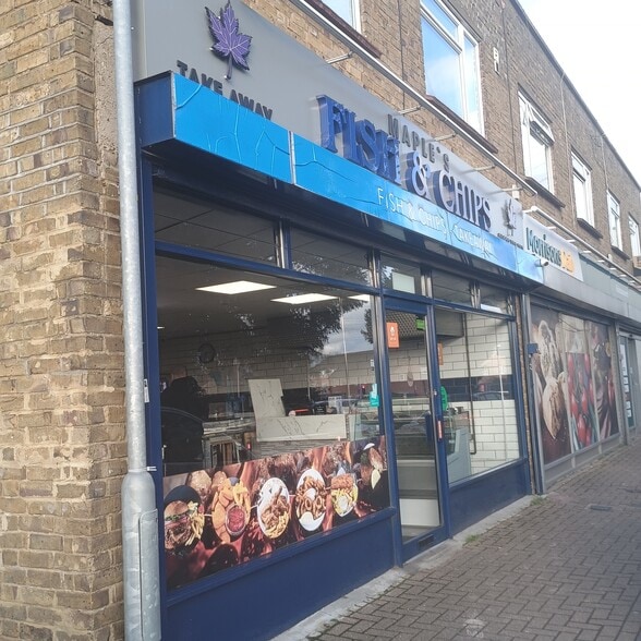 8 Chalfont Rd, Rickmansworth for lease - Building Photo - Image 2 of 2