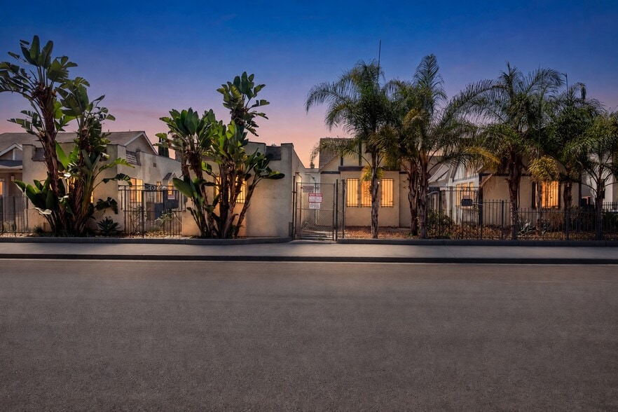 526-534 W 47th St, Los Angeles, CA à vendre - Photo du bâtiment - Image 1 de 52