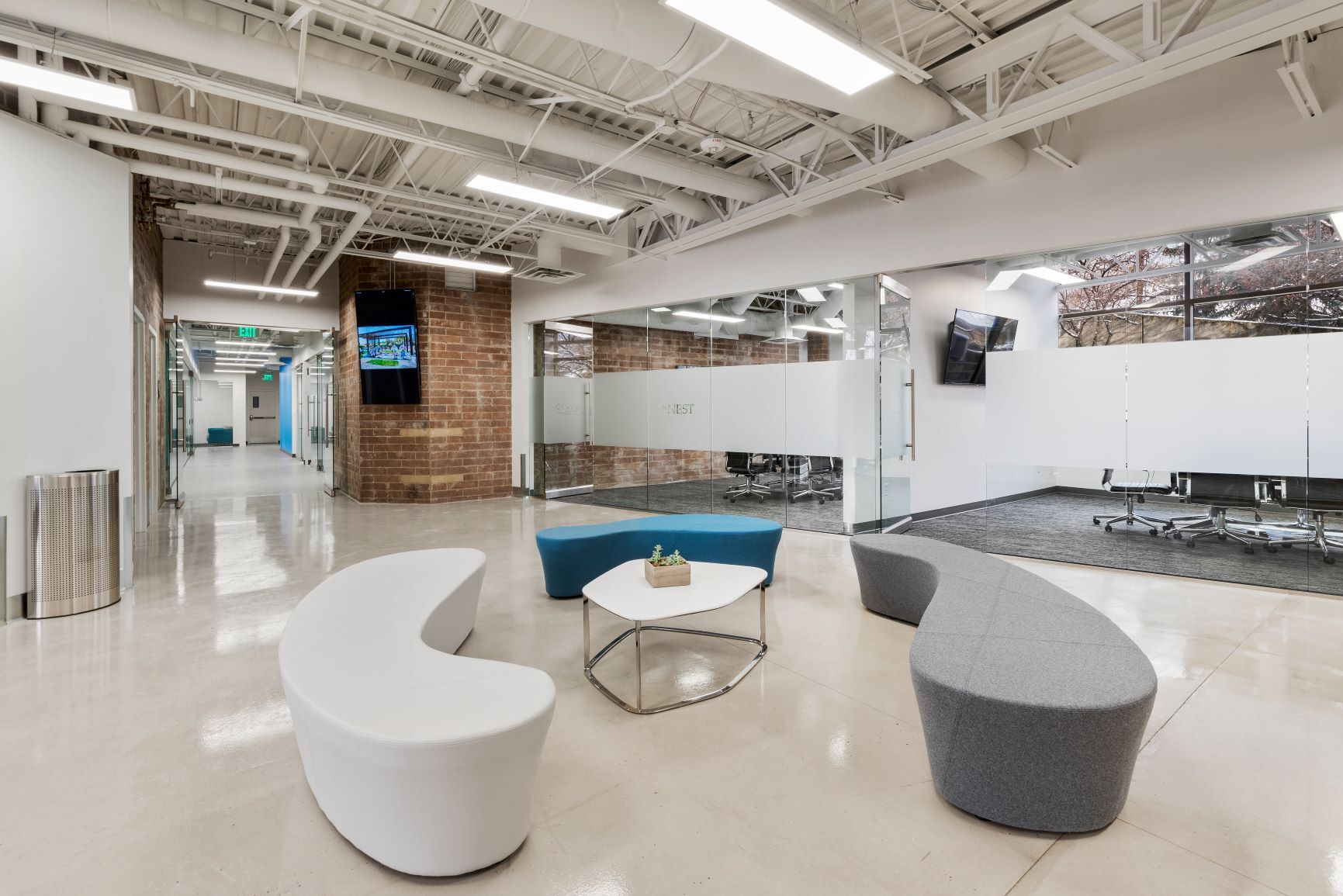 701-799 E Timpanogos Pky, Orem, UT for lease Primary Photo- Image 1 of 14