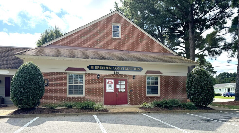 228 N Lynnhaven Rd, Virginia Beach, VA à louer - Photo du bâtiment - Image 2 de 2