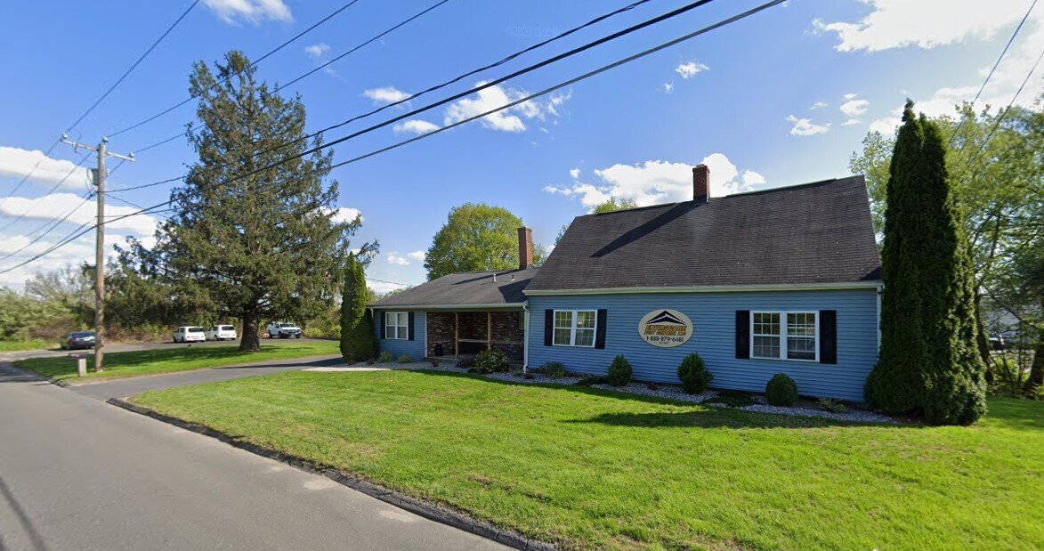 1020 Echo Lake Rd, Watertown, CT for lease Primary Photo- Image 1 of 9