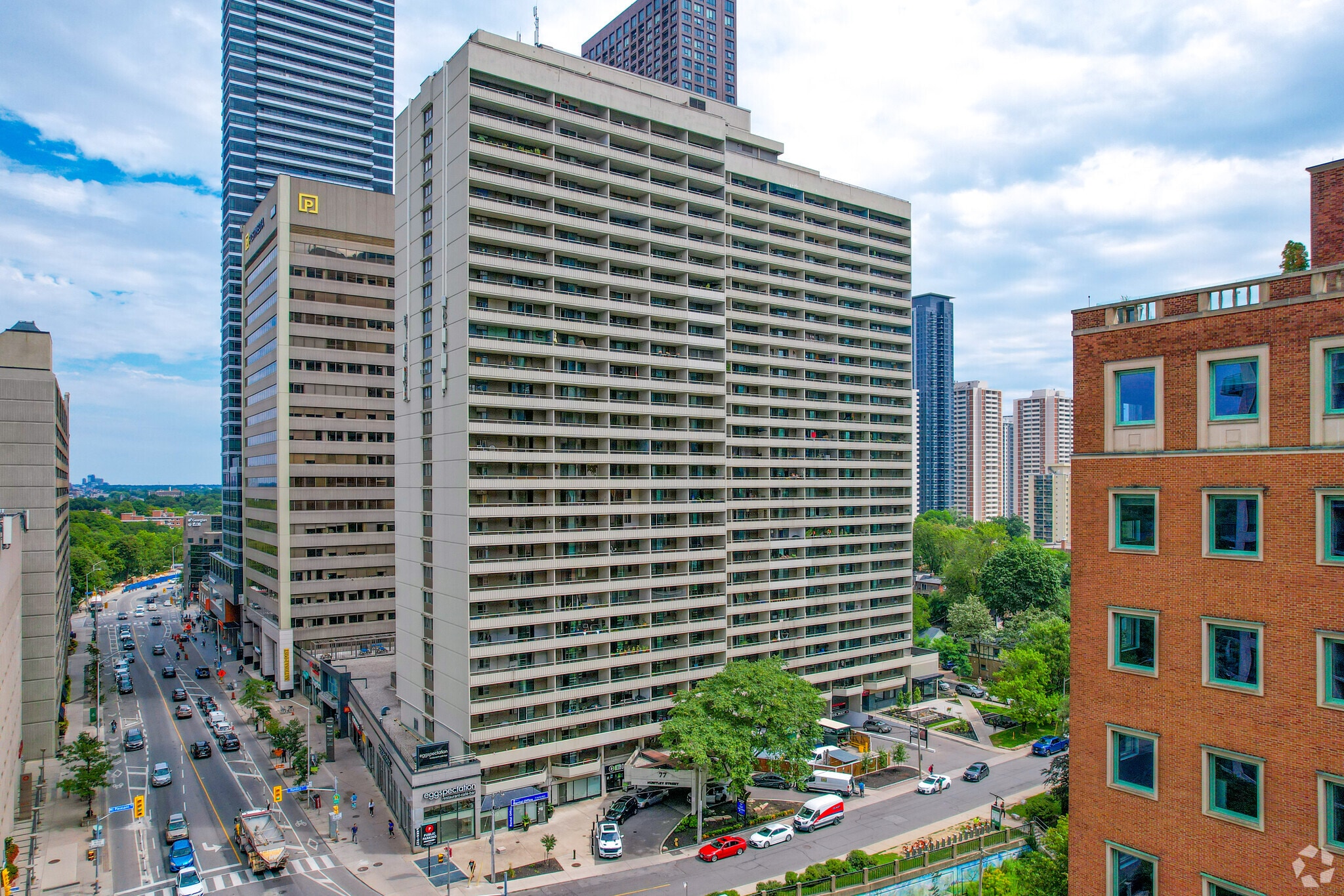 77 Huntley St, Toronto, ON for lease Primary Photo- Image 1 of 23