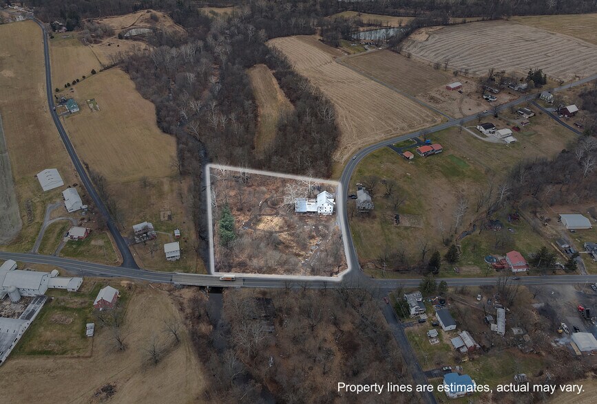 624 Center Mills Rd, Aspers, PA à vendre - Photo du bâtiment - Image 3 de 13