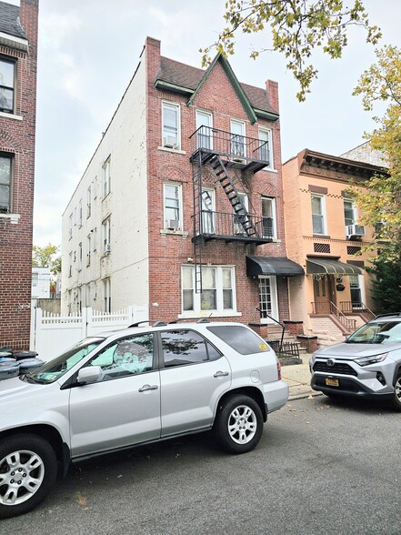 2046 Bay Ridge Ave, Brooklyn, NY for sale - Building Photo - Image 2 of 28