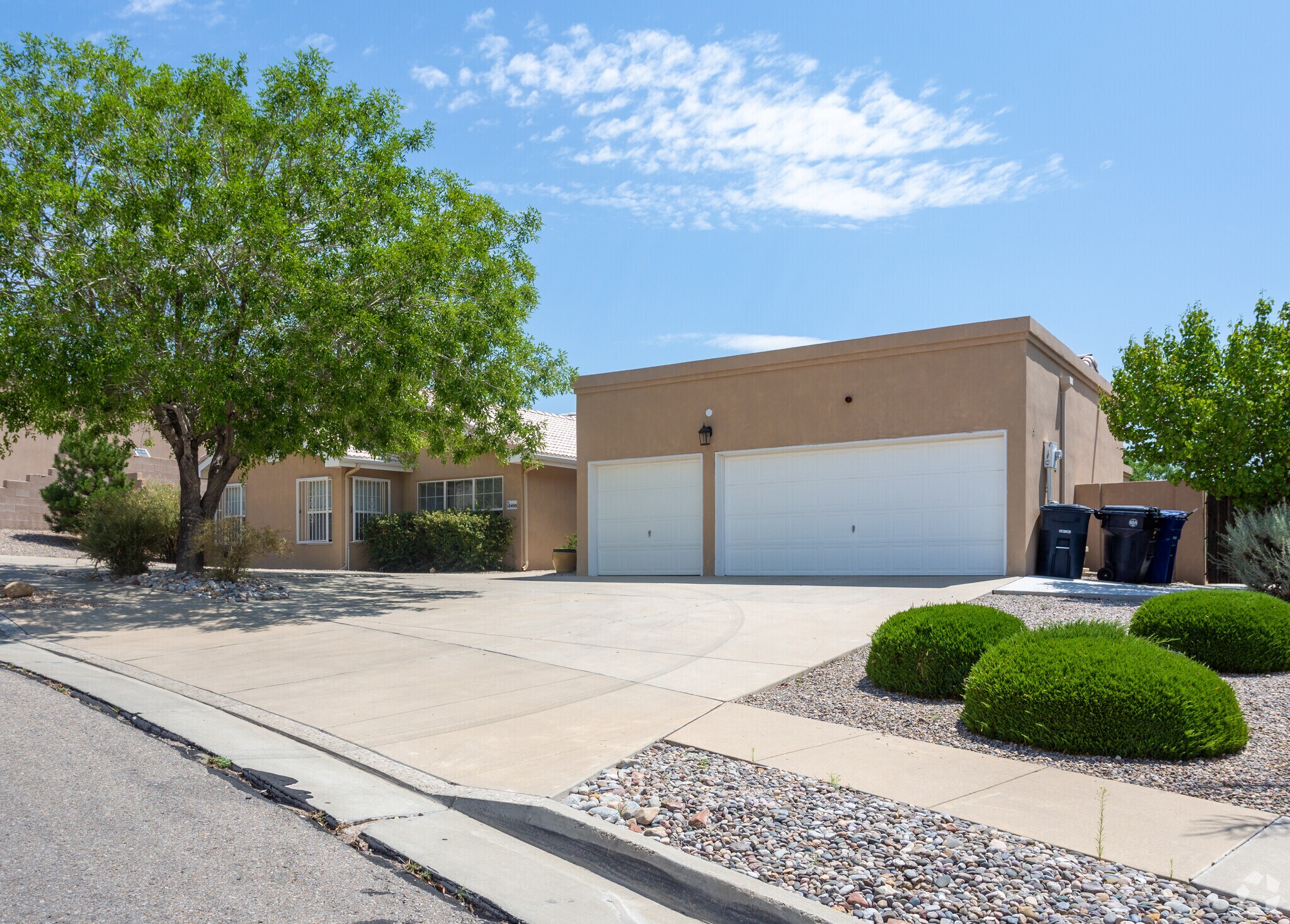 9701 Camino del Sol NE, Albuquerque, NM à vendre Photo principale- Image 1 de 4
