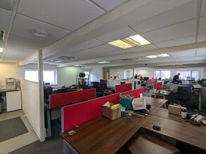 22 Gosden Cmn, Guildford à louer Photo intérieure- Image 1 de 3